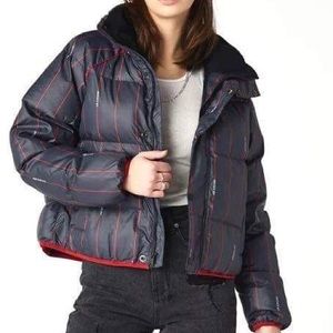 Nike Air Jordan Puffer Oversized  Jacket